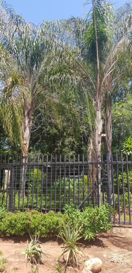 A Farm Stay - Casablanca'S Private Cottage,No Loadshedding! Хейзивю Екстериор снимка